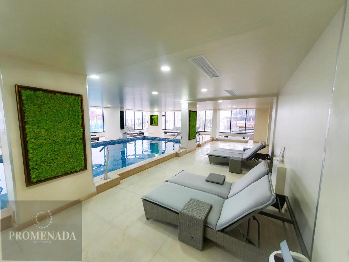 Melisea Aparthotel Pool & Spa Mamaia Nord ナボダリ エクステリア 写真