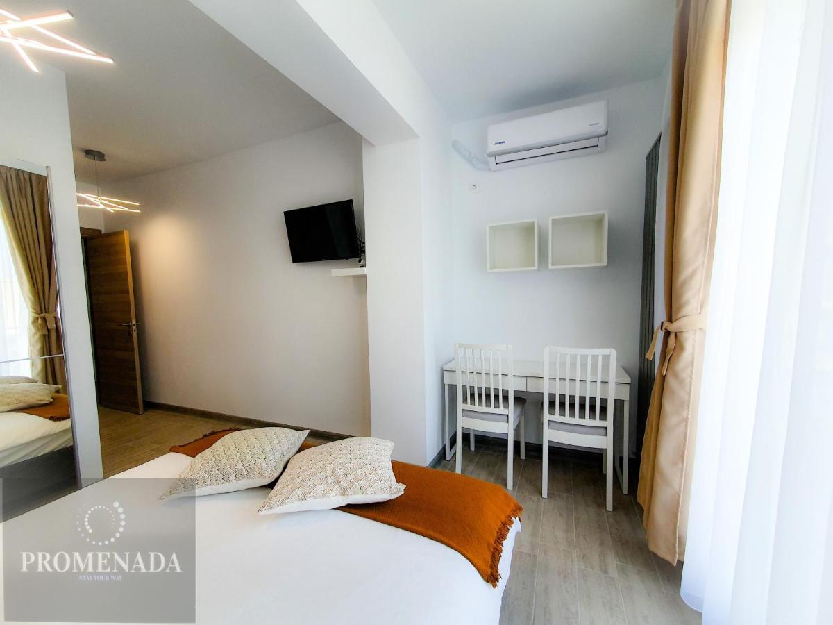 Melisea Aparthotel Pool & Spa Mamaia Nord ナボダリ エクステリア 写真