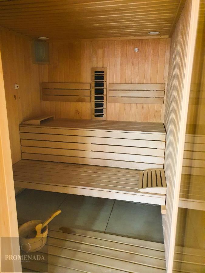 Melisea Aparthotel Pool & Spa Mamaia Nord ナボダリ エクステリア 写真