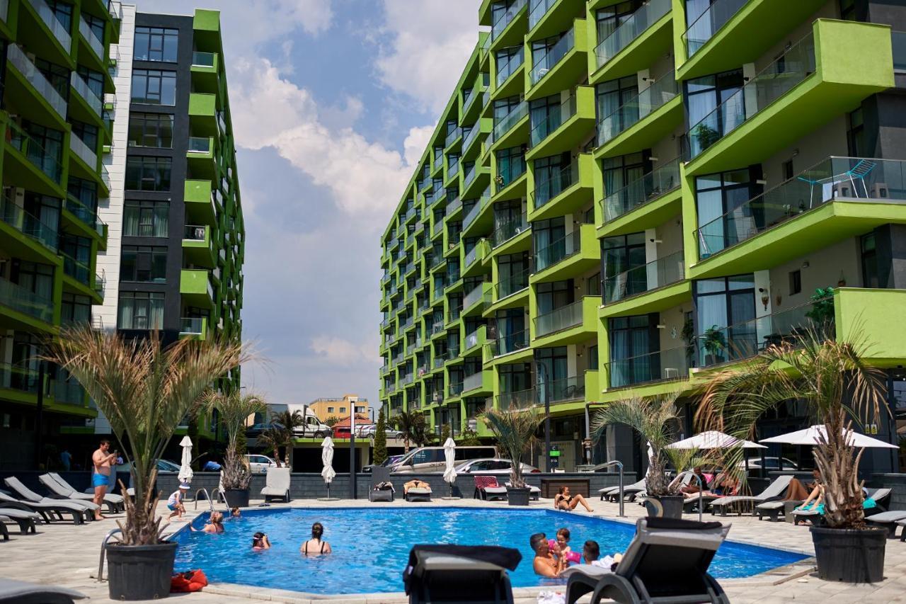Melisea Aparthotel Pool & Spa Mamaia Nord ナボダリ エクステリア 写真